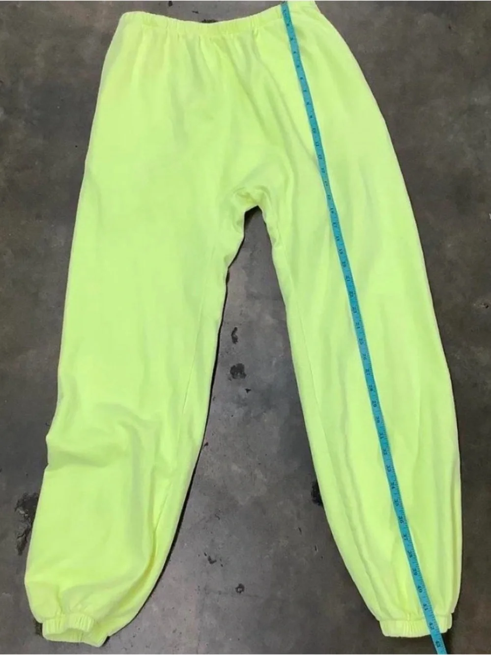 NEW YEEZY SAMPLE NEON GREEN SP-06 CUFFED SWEATPANTS SIZE 2